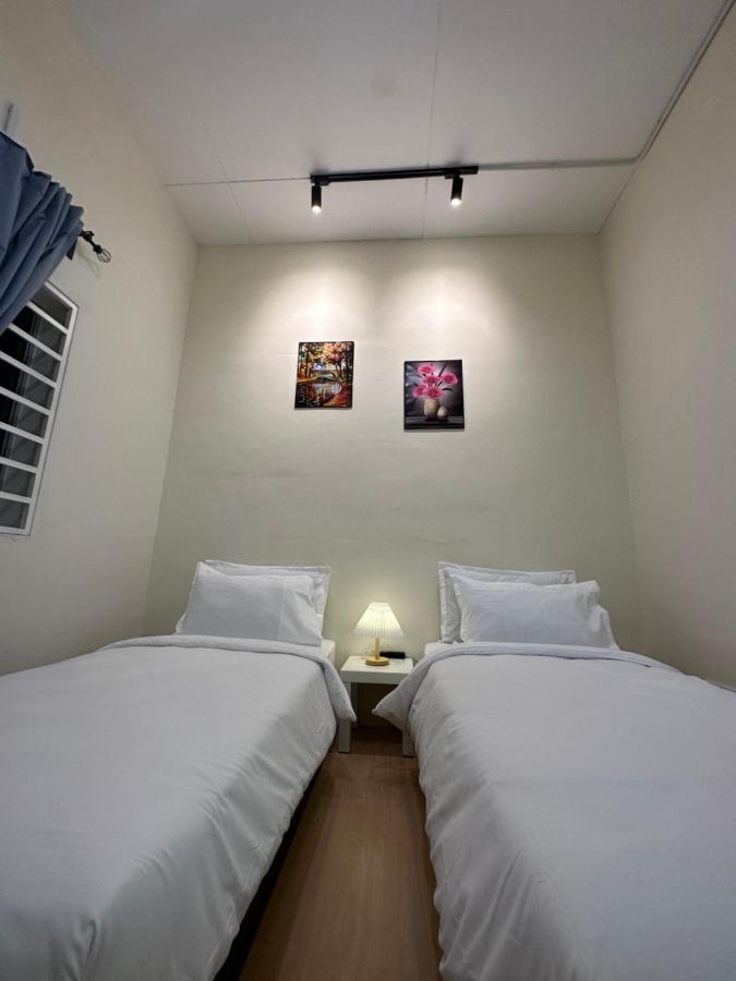 Ww Hostel 22A Private Shower George Town  Kültér fotó